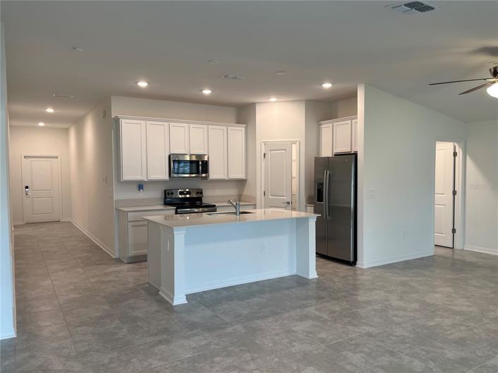 Image No.8-3 Bed Property for sale