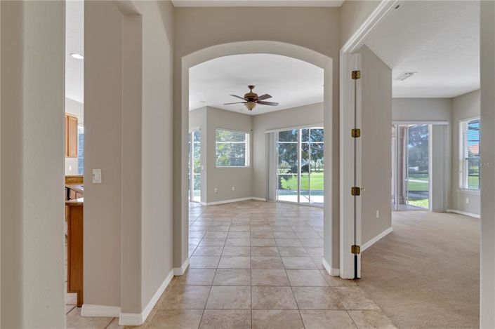 Image No.25-4 Bed Property for sale