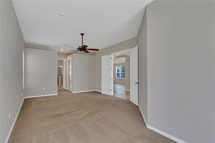 Image No.30-4 Bed Property for sale