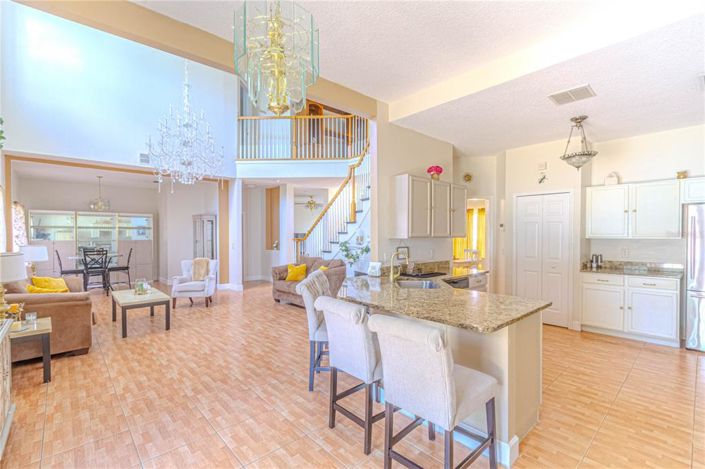 Image No.11-5 Bed Property for sale