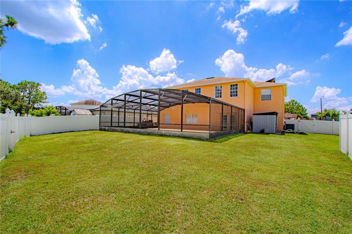 Image No.18-5 Bed Property for sale