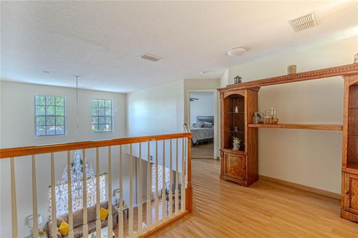 Image No.26-5 Bed Property for sale