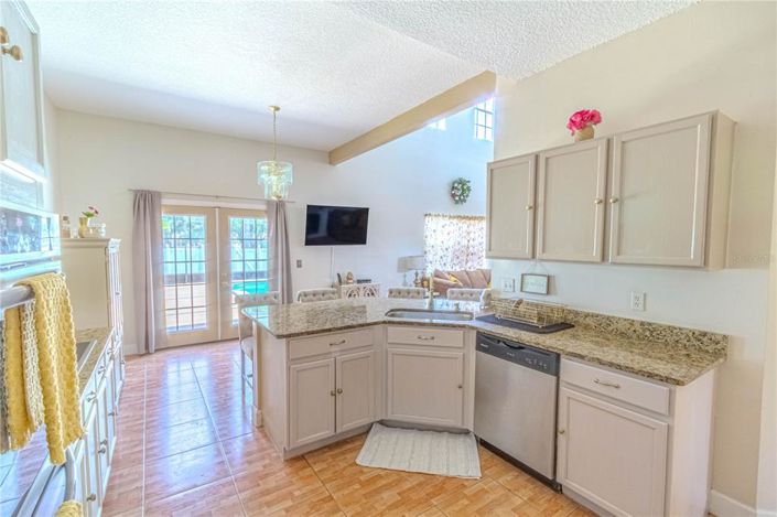 Image No.7-5 Bed Property for sale