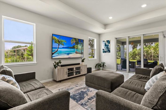 Image No.14-3 Bed Property for sale