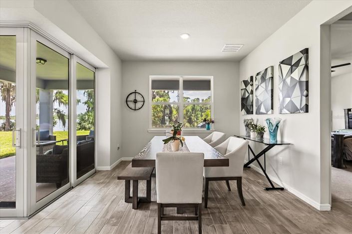 Image No.19-3 Bed Property for sale