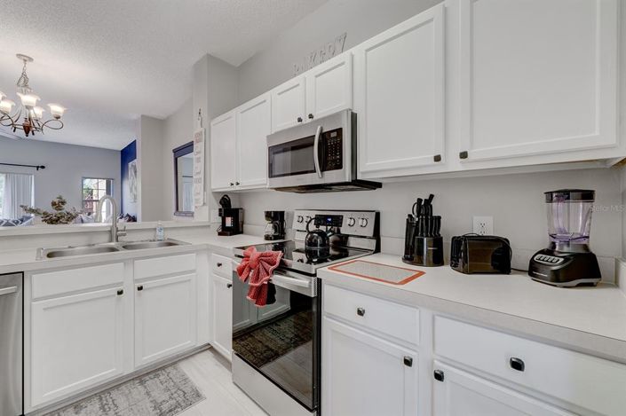 Image No.13-3 Bed Townhouse for sale