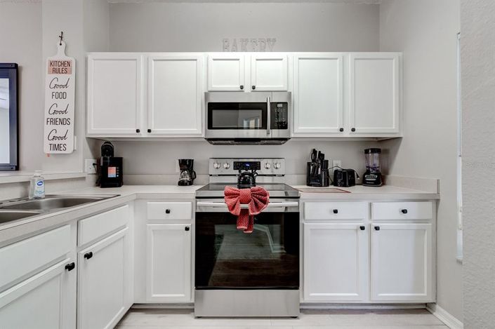 Image No.14-3 Bed Townhouse for sale