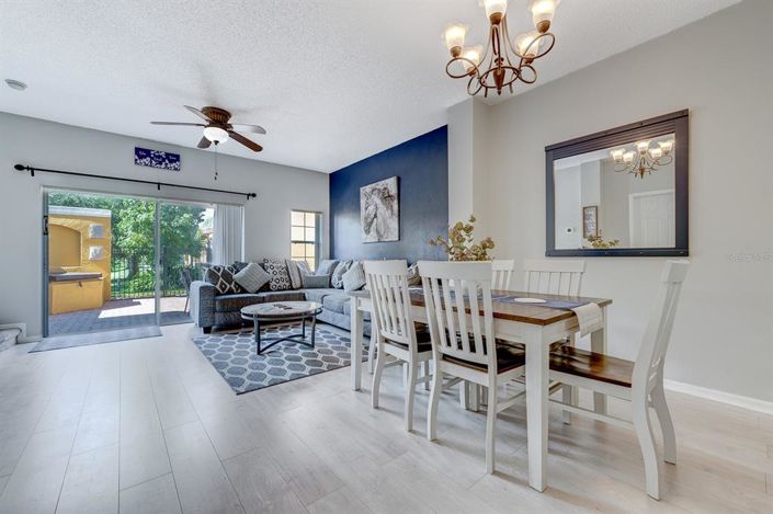 Image No.17-3 Bed Townhouse for sale