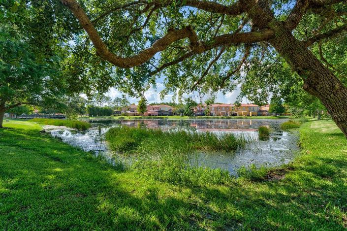 Image No.47-3 Bed Townhouse for sale