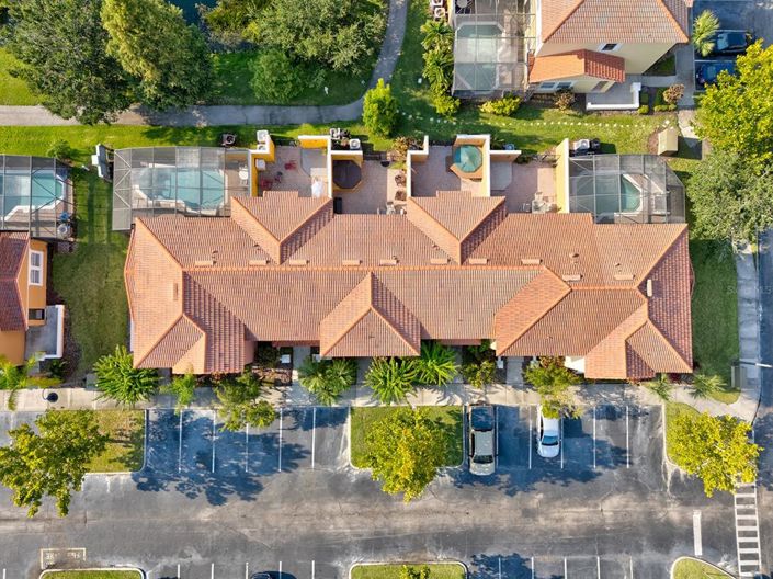 Image No.57-3 Bed Townhouse for sale