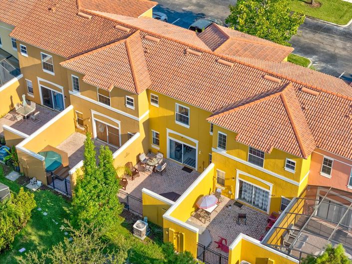 Image No.61-3 Bed Townhouse for sale