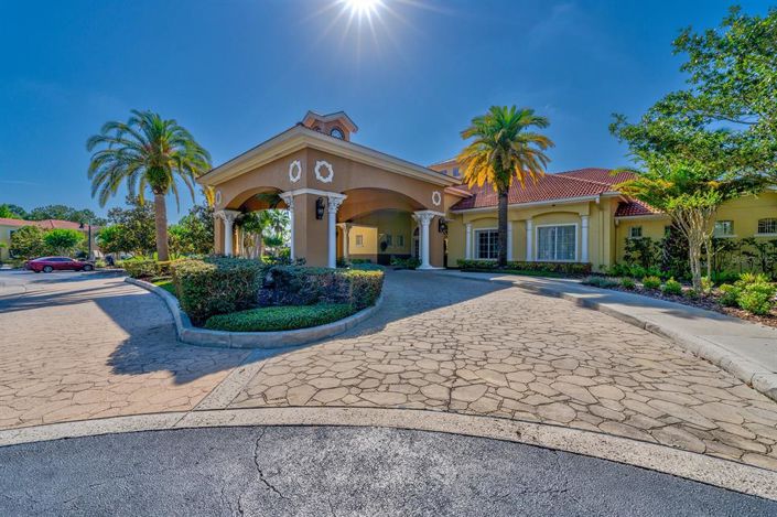 Image No.66-3 Bed Townhouse for sale