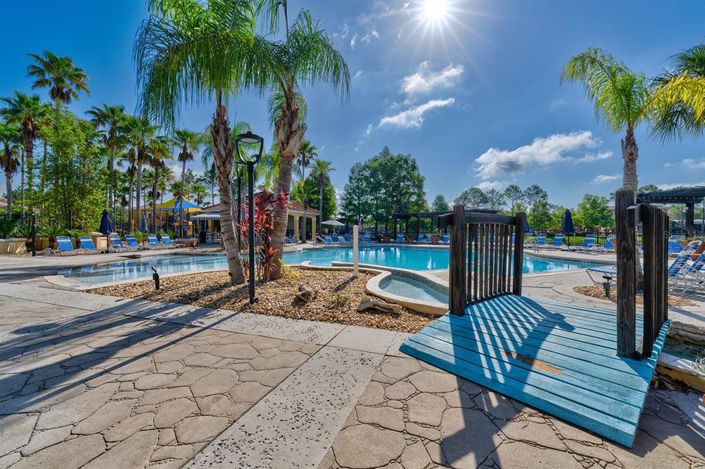 Image No.72-3 Bed Townhouse for sale