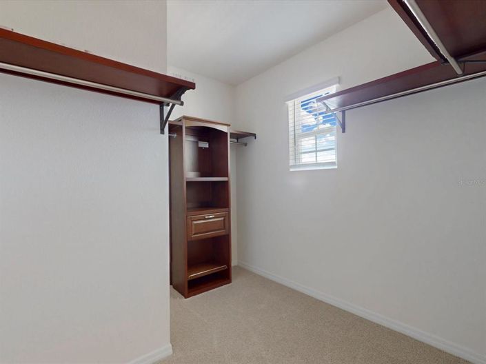 Image No.22-5 Bed Property for sale