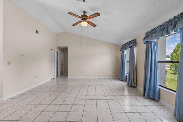 Image No.14-Propriété de 3 chambres à vendre à Kissimmee