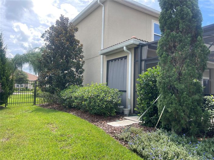 Image No.88-5 Bed Property for sale