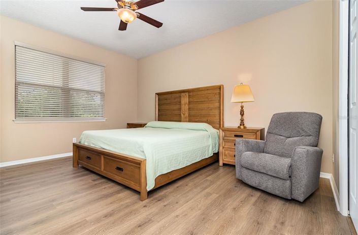 Image No.11-2 Bed Property for sale