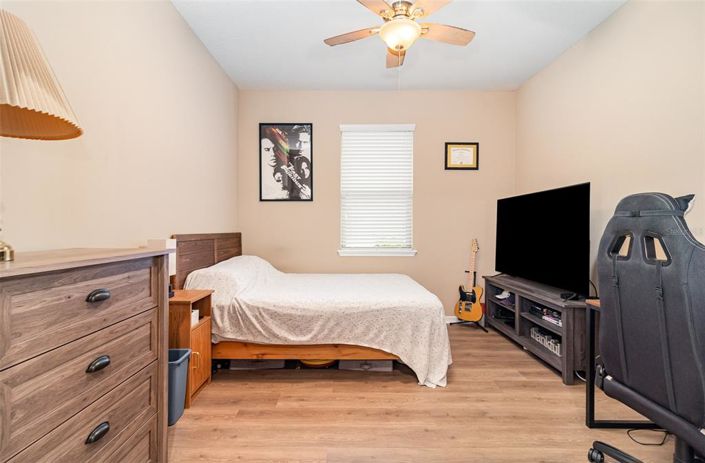 Image No.20-2 Bed Property for sale