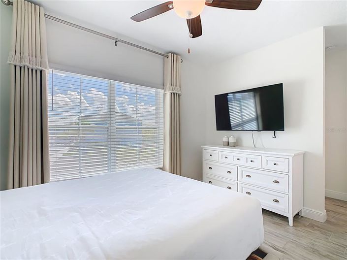 Image No.11-3 Bed Townhouse for sale