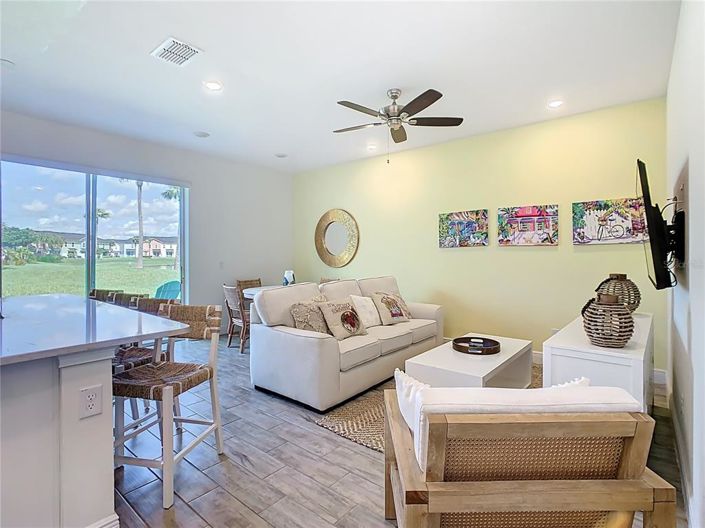 Image No.2-3 Bed Townhouse for sale