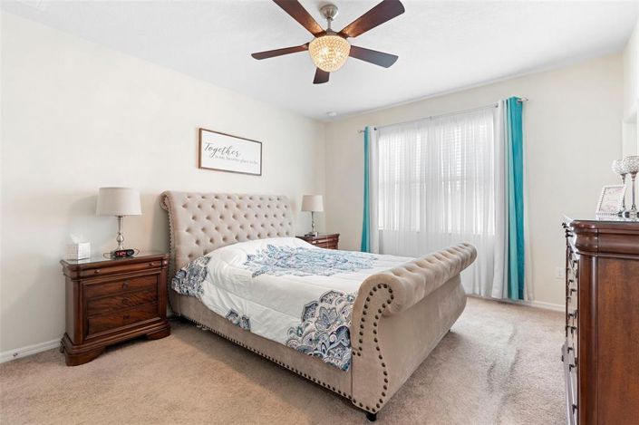 Image No.12-4 Bed Property for sale