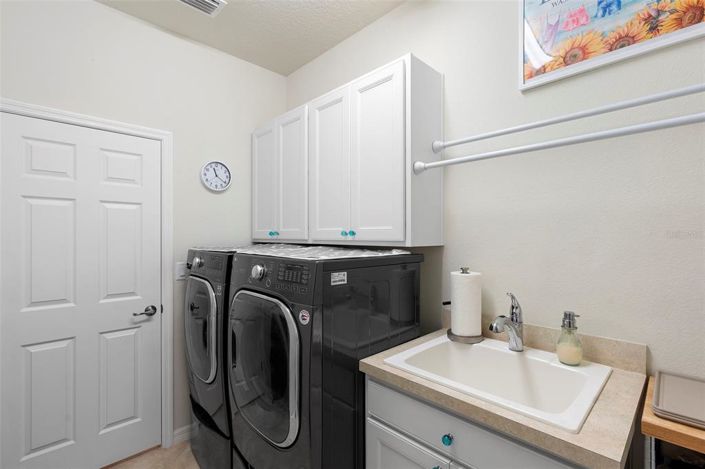 Image No.21-4 Bed Property for sale