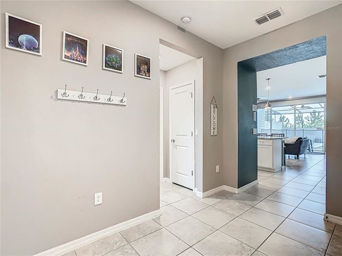 Image No.3-5 Bed Townhouse for sale