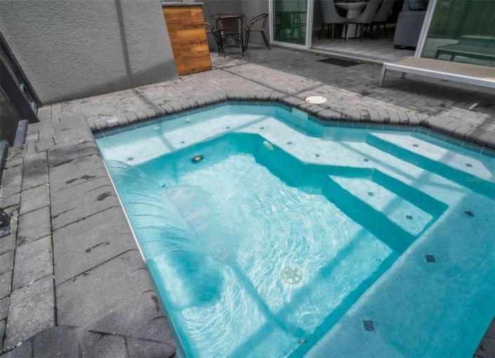 Image No.31-4 Bed Townhouse for sale