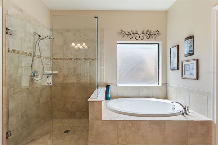 Image No.31-3 Bed Property for sale