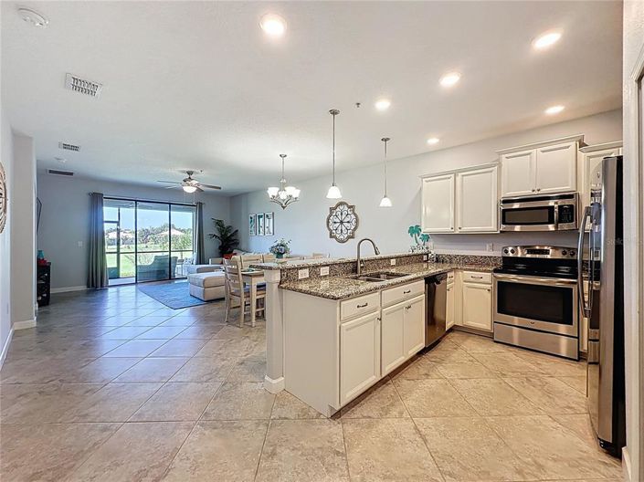 Image No.11-2 Bed Property for sale