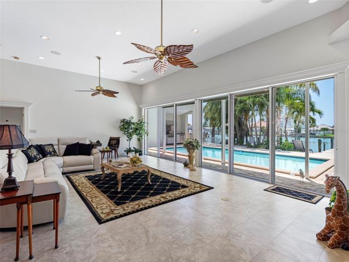 Image No.11-Propriété de 3 chambres à vendre à Floride