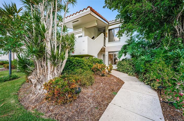 Image No.2-Propriété de 2 chambres à vendre à St. Petersburg