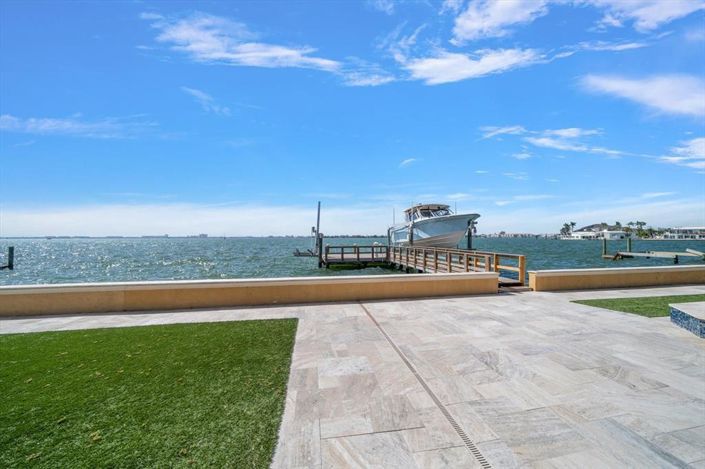 Image No.15-Propriété de 5 chambres à vendre à St. Pete Beach