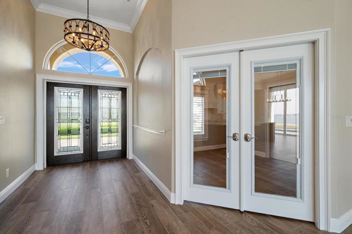 Image No.25-5 Bed Property for sale