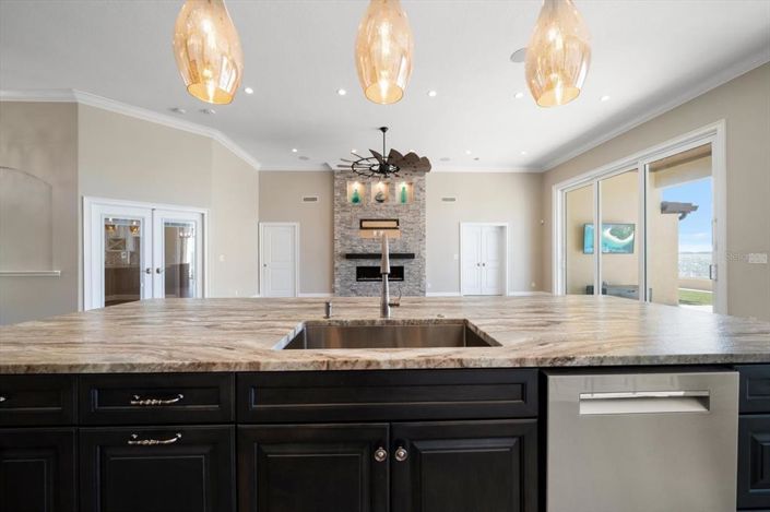 Image No.33-5 Bed Property for sale