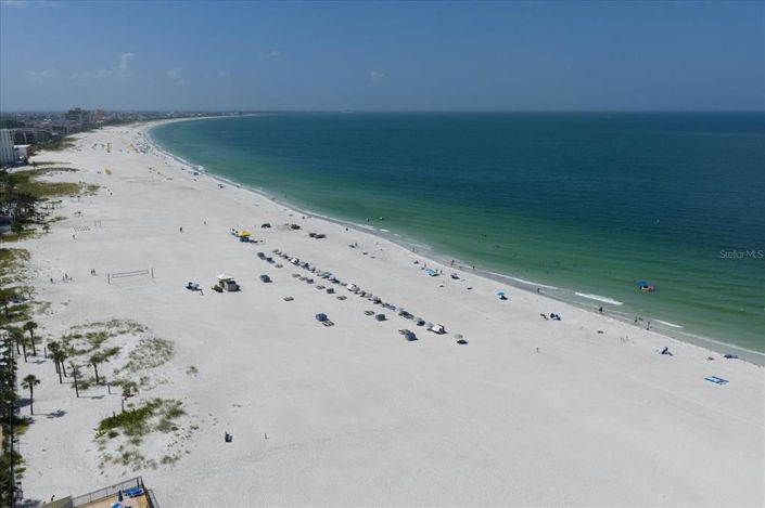 Image No.62-5 Bed Property for sale