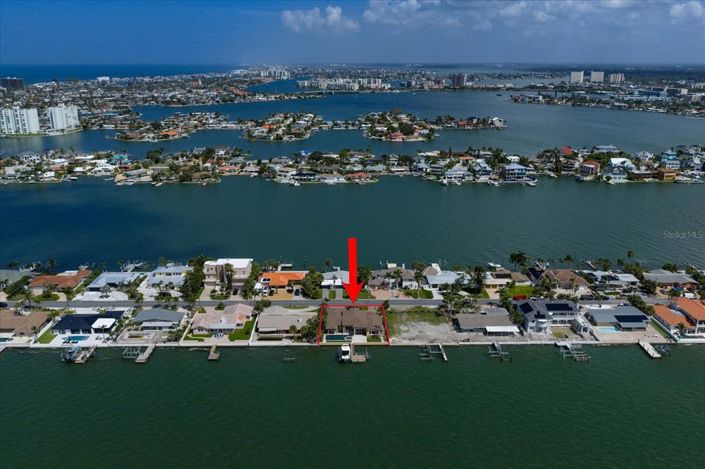 Image No.71-5 Bed Property for sale