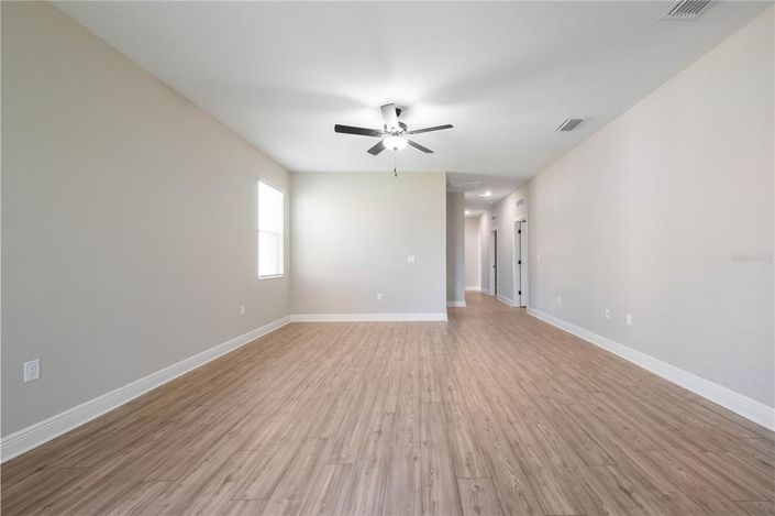 Image No.3-Propriété de 3 chambres à vendre à Kissimmee