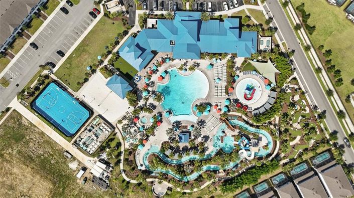 Image No.75-8 Bed Property for sale