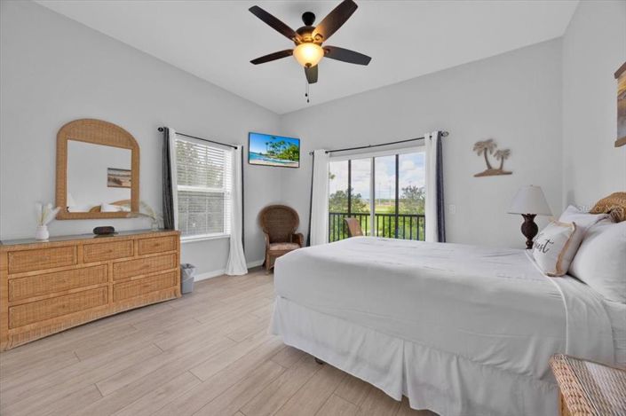 Image No.11-3 Bed Property for sale