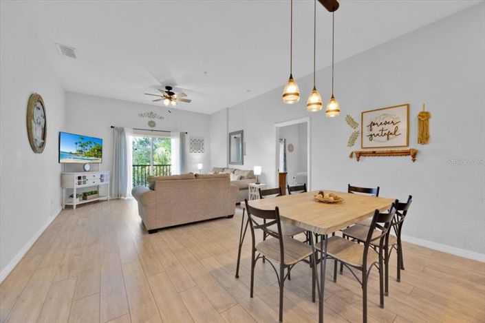 Image No.17-3 Bed Property for sale