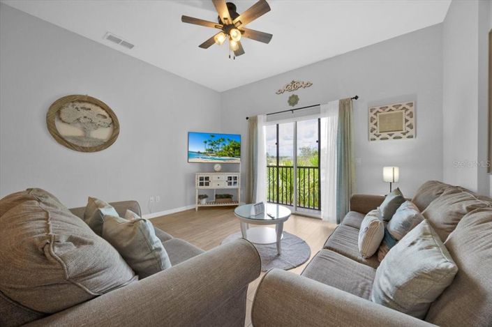 Image No.20-3 Bed Property for sale