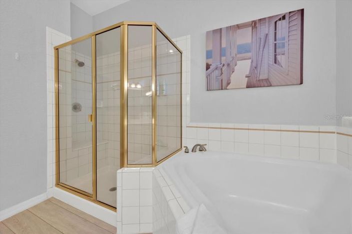 Image No.25-3 Bed Property for sale