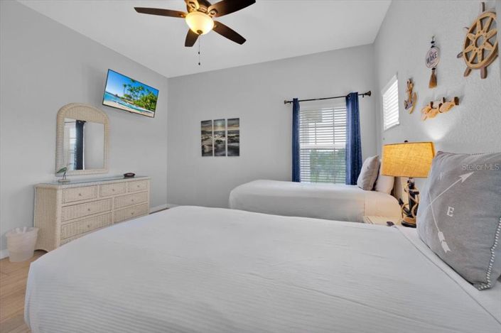 Image No.8-3 Bed Property for sale