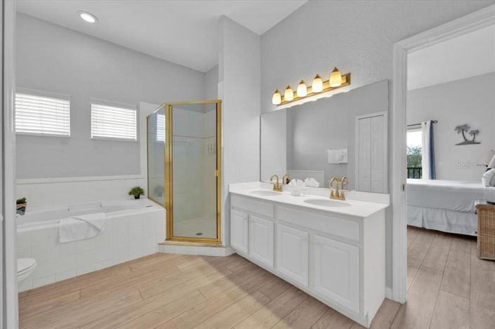 Image No.9-3 Bed Property for sale