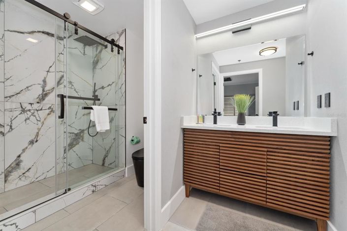 Image No.18-1 Bed Property for sale