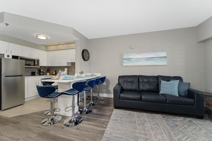 Image No.9-1 Bed Property for sale