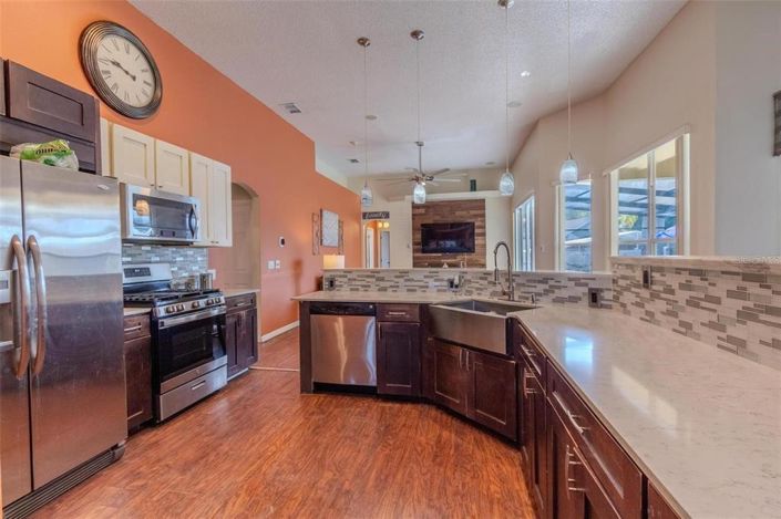 Image No.2-Propriété de 5 chambres à vendre à Davenport