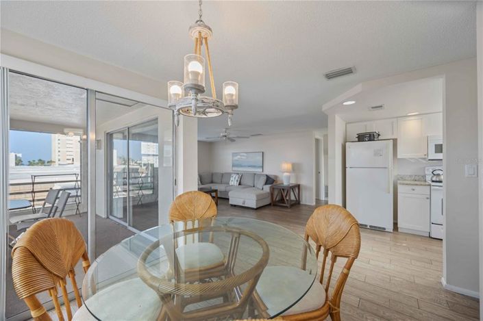 Image No.30-4 Bed Property for sale