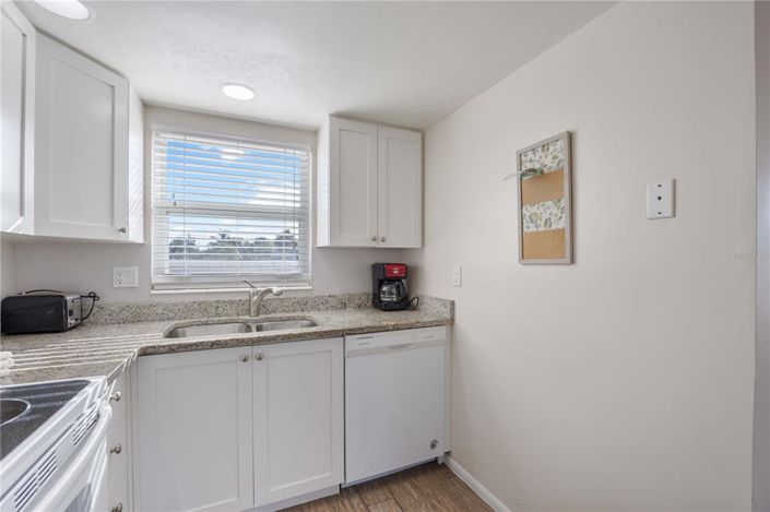 Image No.35-4 Bed Property for sale